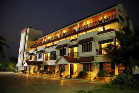 4 star hotels in velankanni|luxury hotels in velankanni.